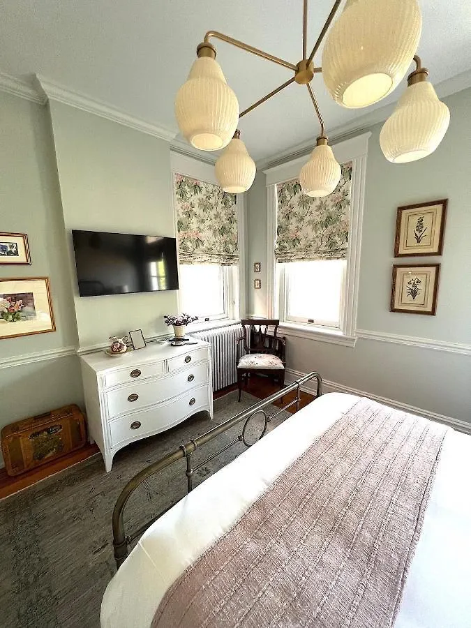 The Boulevard Inn Richmond Bed & Breakfast